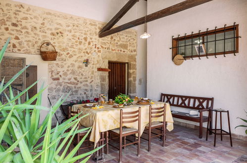 Photo 10 - Maison de 2 chambres à Castelvetrano avec jardin et terrasse