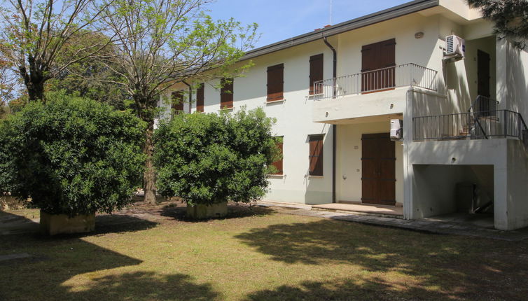 Photo 1 - 2 bedroom Apartment in Rosolina with garden and terrace