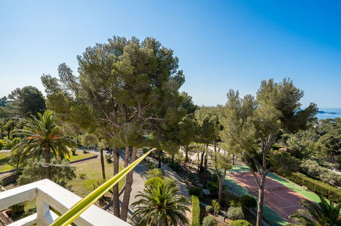 Photo 31 - Appartement de 3 chambres à Hyères avec piscine et vues à la mer