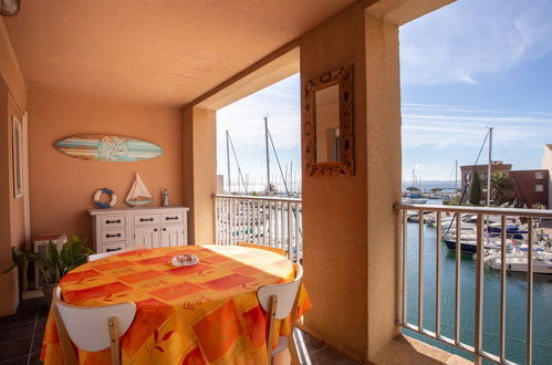 Photo 16 - 1 bedroom Apartment in Hyères with terrace and sea view