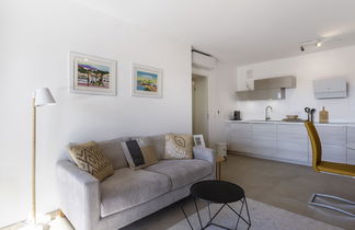 Foto 3 - Apartamento de 2 quartos em Bormes-les-Mimosas com piscina e jardim