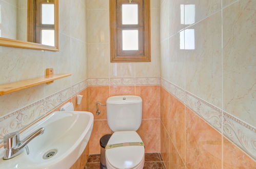 Foto 21 - Casa de 4 quartos em Calp com piscina privada e terraço