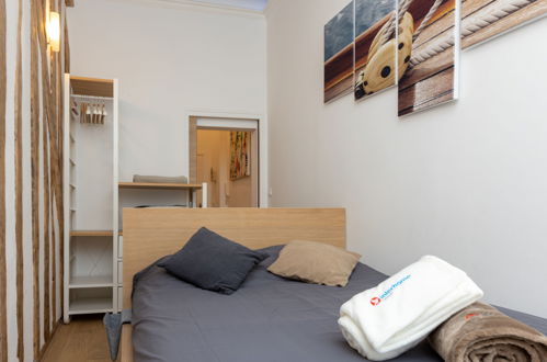 Foto 14 - Appartamento con 1 camera da letto a Saint-Malo con vista mare