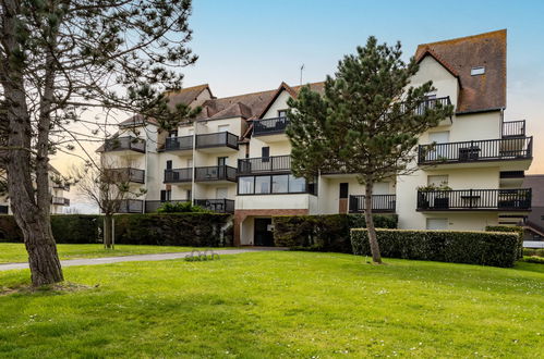 Foto 16 - Apartamento em Cabourg com vistas do mar