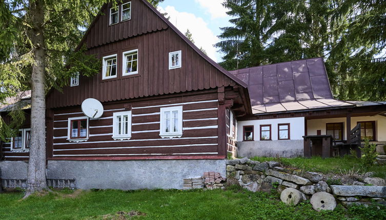 Foto 1 - Casa de 9 quartos em Harrachov com jardim e terraço