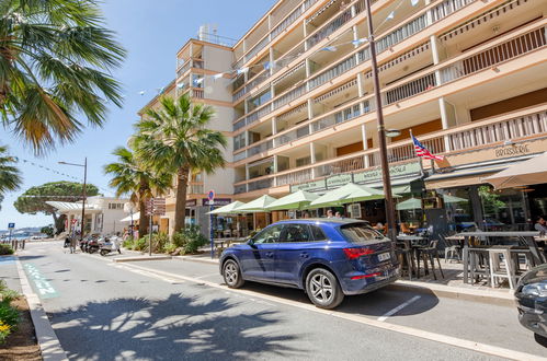 Foto 14 - Apartment mit 1 Schlafzimmer in Sainte-Maxime mit terrasse