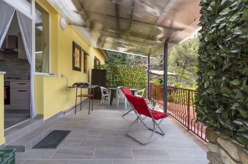 Photo 14 - 1 bedroom House in Ventimiglia with swimming pool and garden