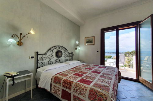 Photo 16 - 1 bedroom Apartment in Siracusa with swimming pool and garden
