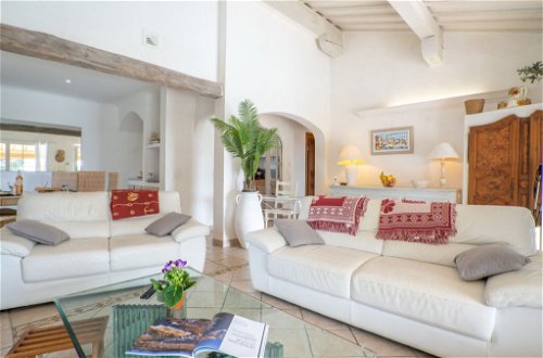 Photo 6 - 4 bedroom House in Roquebrune-sur-Argens with private pool and sea view