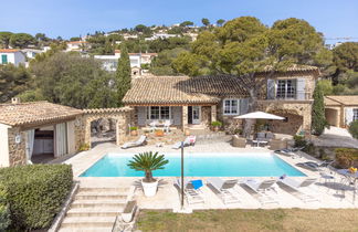 Foto 2 - Casa de 4 habitaciones en Roquebrune-sur-Argens con piscina privada y jardín