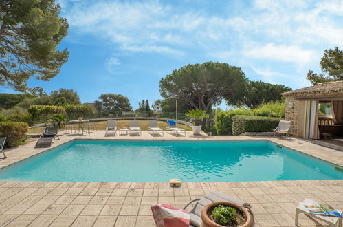 Photo 37 - Maison de 4 chambres à Roquebrune-sur-Argens avec piscine privée et vues à la mer