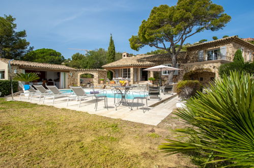 Foto 33 - Haus mit 4 Schlafzimmern in Roquebrune-sur-Argens mit privater pool und blick aufs meer