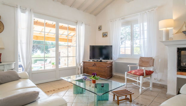 5 bedroom House in Roquebrune-sur-Argens with private pool and garden - Photo 4