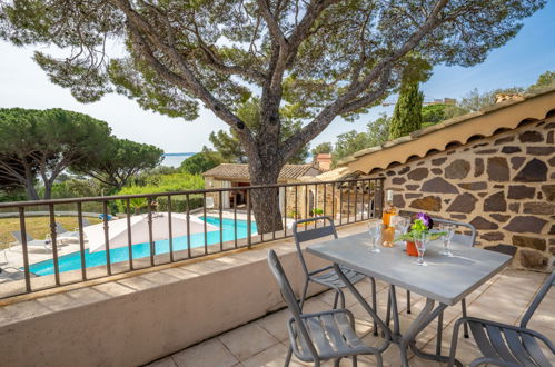 Photo 22 - Maison de 4 chambres à Roquebrune-sur-Argens avec piscine privée et vues à la mer