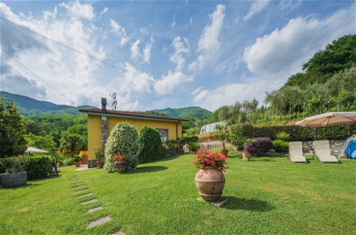 Foto 2 - Casa de 3 quartos em Pescaglia com piscina privada e jardim