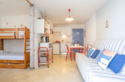 Foto 7 - Apartamento de 1 habitación en Le Grau-du-Roi con vistas al mar