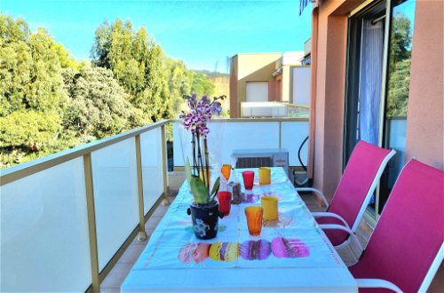 Photo 19 - Appartement de 1 chambre à Cavalaire-sur-Mer avec terrasse et vues à la mer