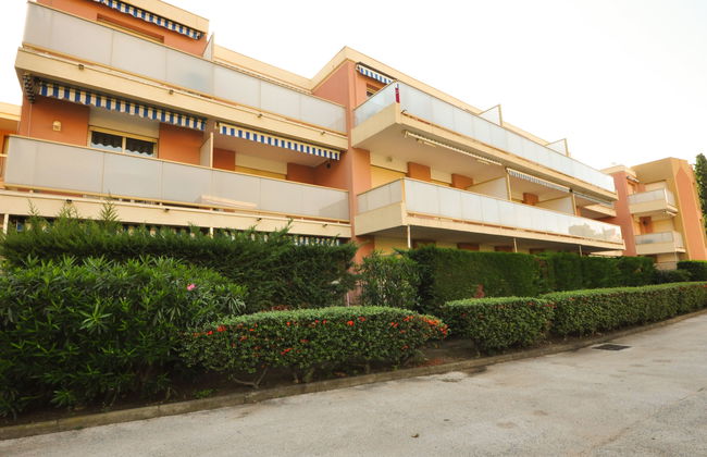 Apartamento de 2 quartos em Cavalaire-sur-Mer com terraço - Foto 16