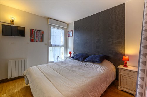 Foto 12 - Appartamento con 2 camere da letto a Carnac con vista mare