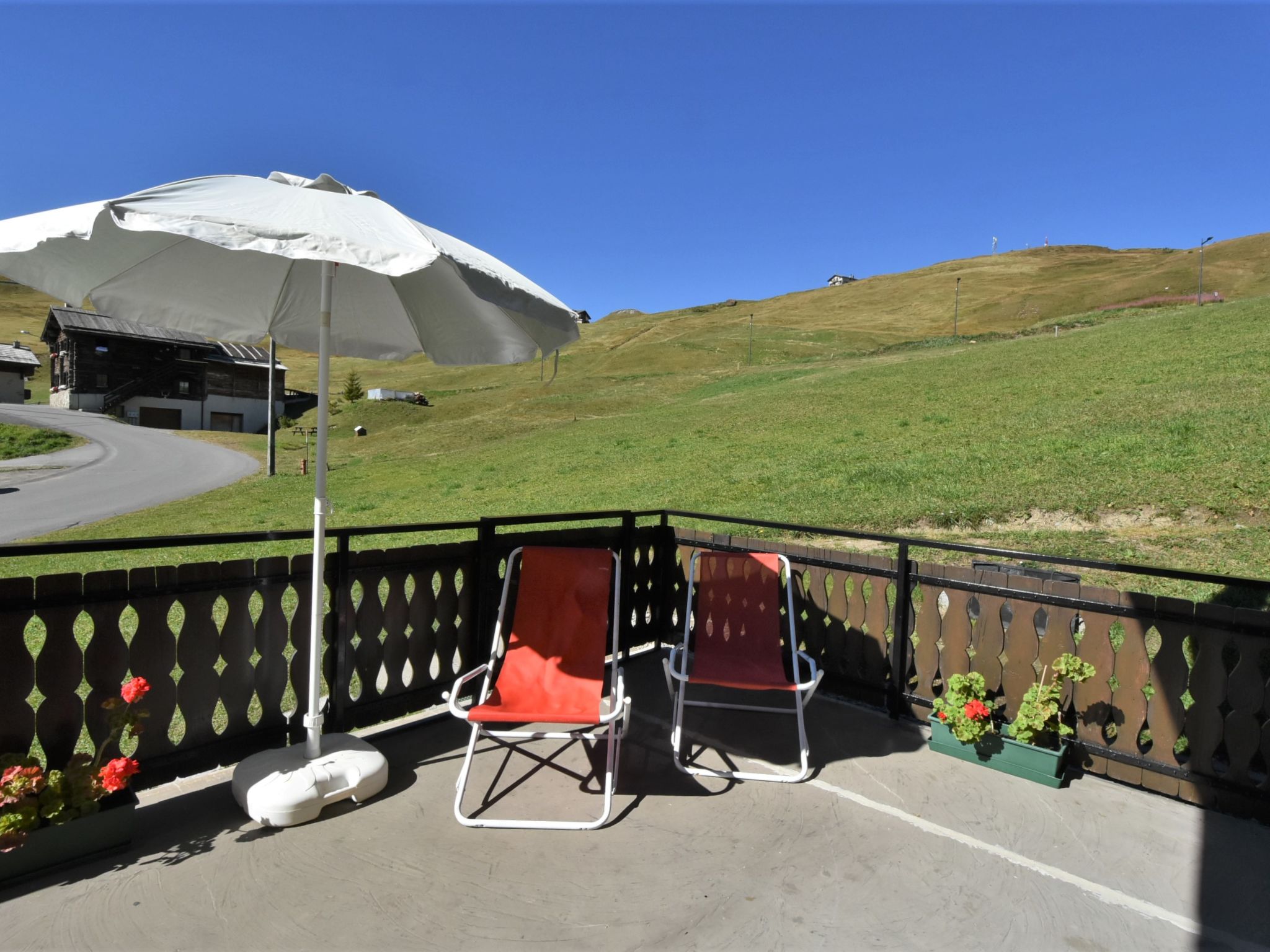 Photo 15 - Appartement de 2 chambres à Livigno avec terrasse et vues sur la montagne