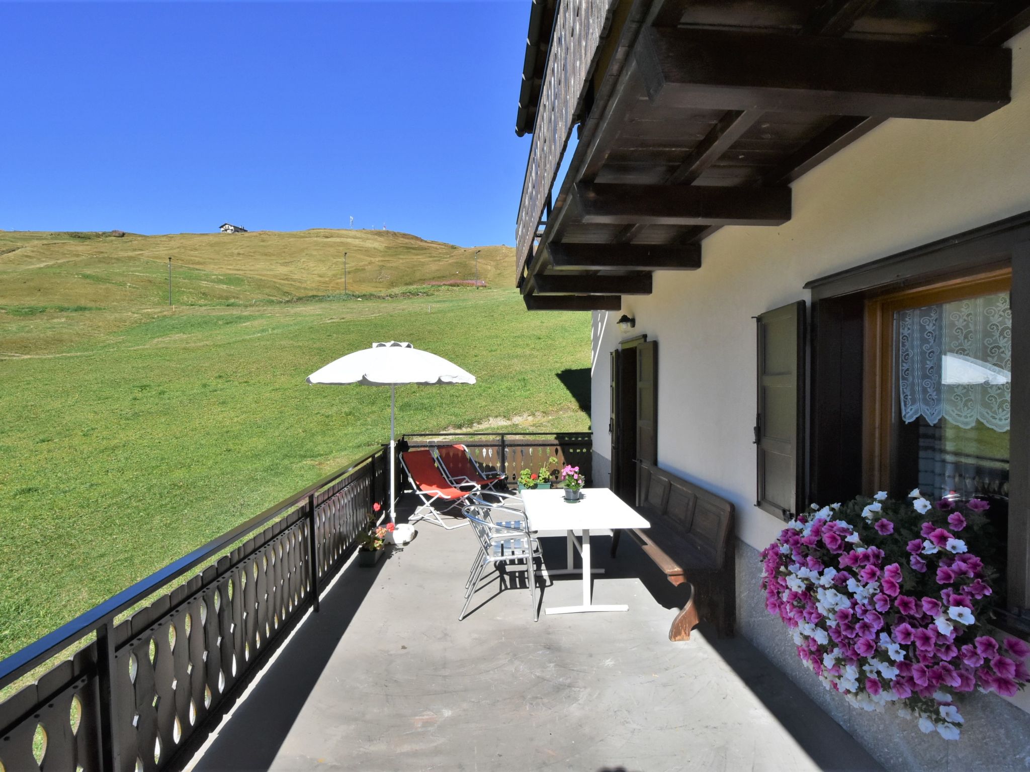 Foto 19 - Apartment mit 2 Schlafzimmern in Livigno mit terrasse und blick auf die berge