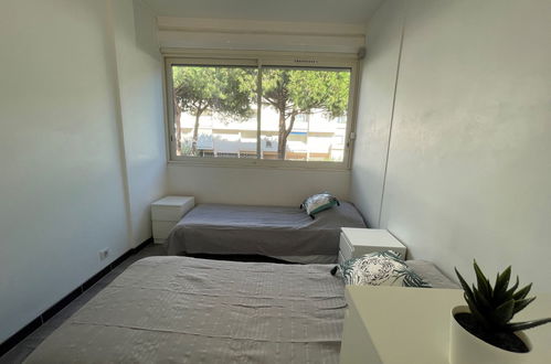 Foto 4 - Appartamento con 2 camere da letto a La Grande-Motte con terrazza e vista mare