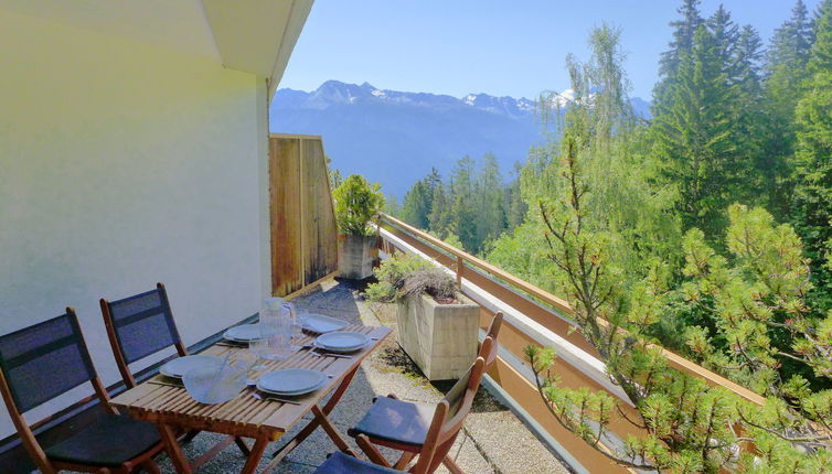 Foto 1 - Appartamento con 2 camere da letto a Crans-Montana con piscina e vista sulle montagne