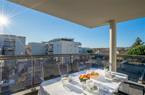 Foto 19 - Apartamento de 1 quarto em Fréjus com terraço e vistas do mar
