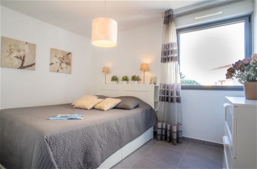 Foto 11 - Apartamento de 1 quarto em Fréjus com terraço e vistas do mar