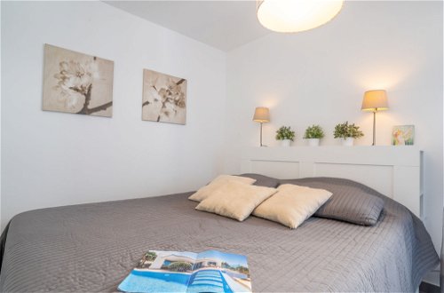 Foto 3 - Apartment mit 1 Schlafzimmer in Fréjus mit terrasse und blick aufs meer