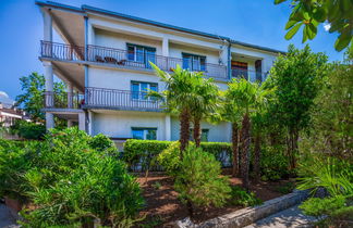 Photo 1 - Maison de 6 chambres à Crikvenica avec jardin et terrasse