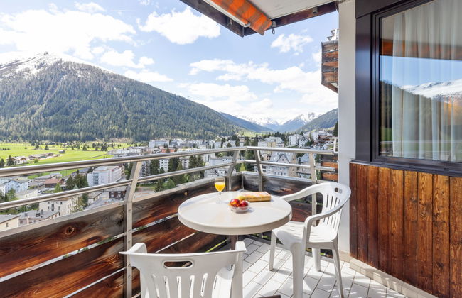 Apartamento de 2 quartos em Davos com piscina e sauna - Foto 1