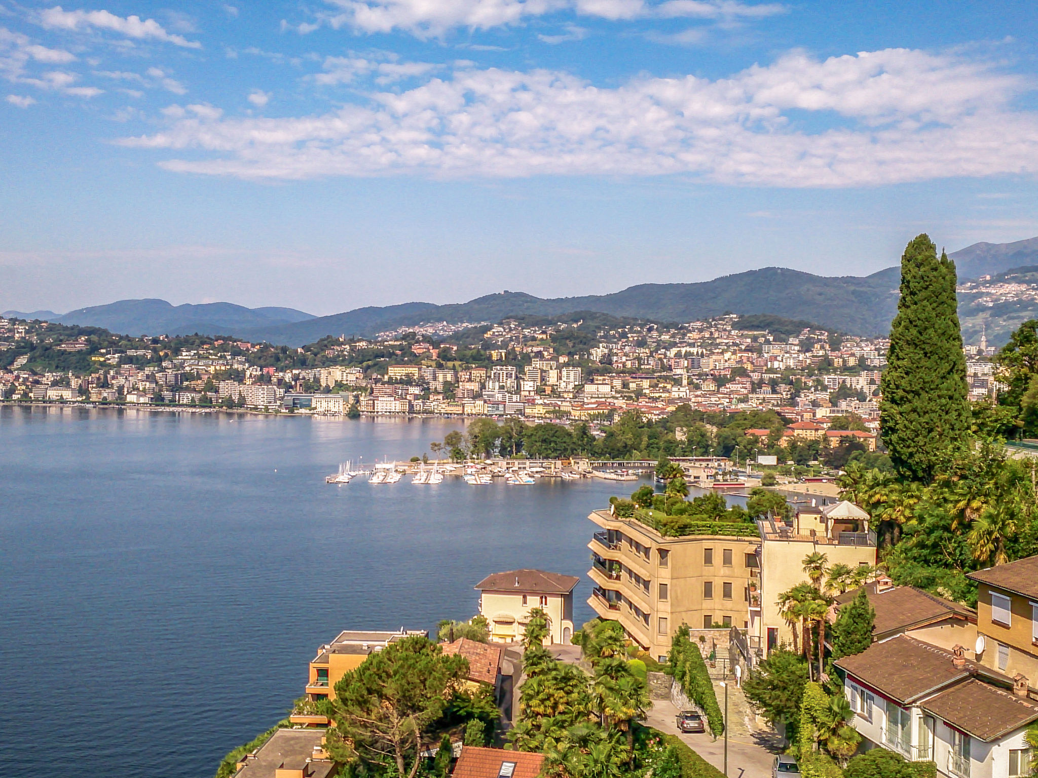 Photo 17 - Apartment in Lugano with garden and mountain view