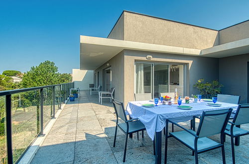 Photo 2 - Appartement de 3 chambres à Fréjus avec piscine et terrasse