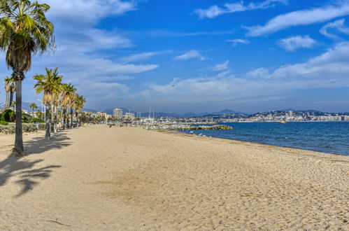 Foto 25 - Apartamento de 3 quartos em Fréjus com piscina e vistas do mar