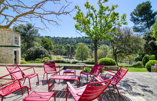 Casa de 6 quartos em Grambois com piscina privada e jardim - Foto 4
