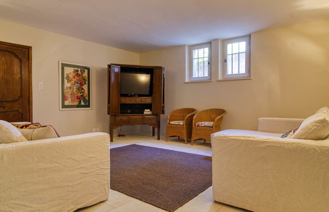 Casa de 6 quartos em Grambois com piscina privada e jardim - Foto 19