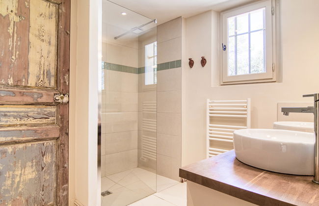 Casa de 6 quartos em Grambois com piscina privada e jardim - Foto 46