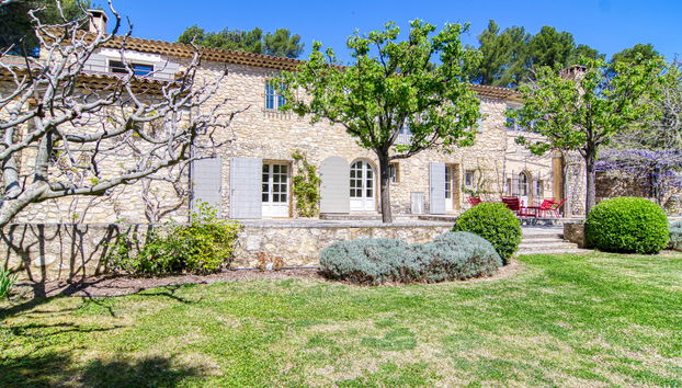 Casa de 6 quartos em Grambois com piscina privada e jardim - Foto 2
