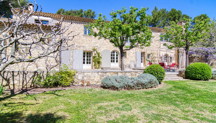 Foto 1 - Casa de 6 quartos em Grambois com piscina privada e terraço