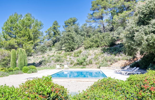 Casa de 6 quartos em Grambois com piscina privada e jardim - Foto 8