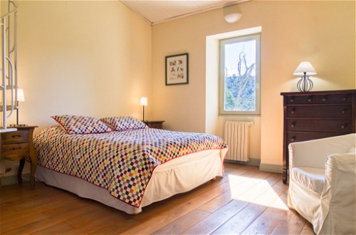 Foto 31 - Haus mit 6 Schlafzimmern in Grambois mit privater pool und terrasse