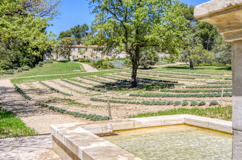 Foto 62 - Casa con 6 camere da letto a Grambois con piscina privata e giardino