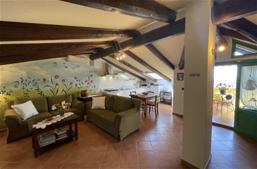 Foto 4 - Apartment mit 1 Schlafzimmer in Montechiaro d'Asti mit garten und terrasse
