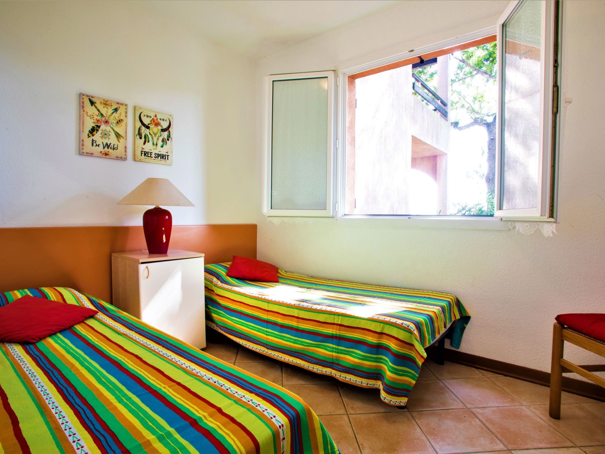 Foto 14 - Appartamento con 1 camera da letto a Ghisonaccia con vista mare