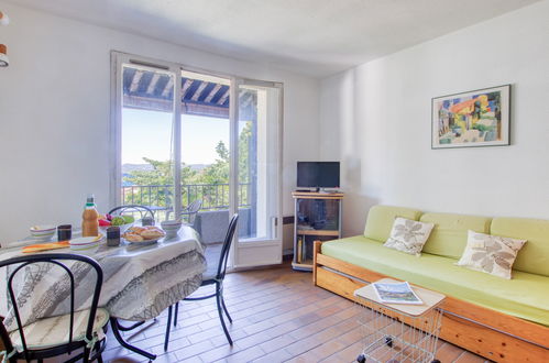 Foto 5 - Apartamento de 1 quarto em Saint-Cyr-sur-Mer com jardim e terraço