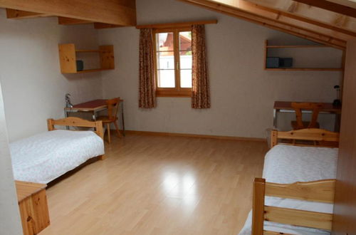 Photo 11 - 6 bedroom Apartment in Saanen