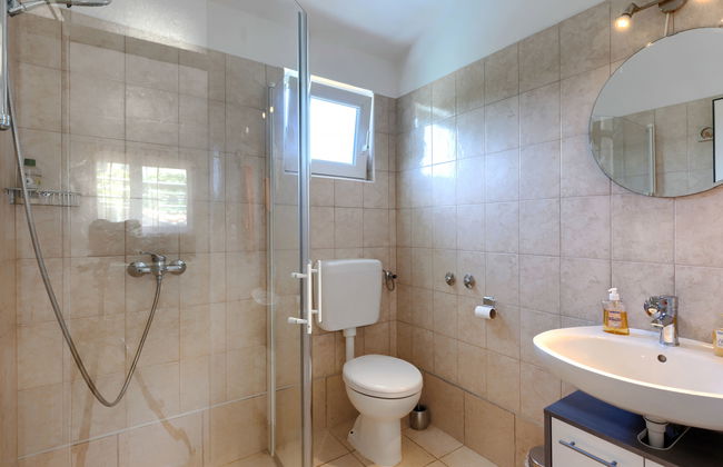 Apartamento de 4 quartos em Labin com piscina privada e jardim - Foto 47