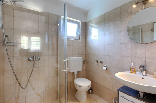 Foto 47 - Apartamento de 3 quartos em Labin com piscina privada e jardim