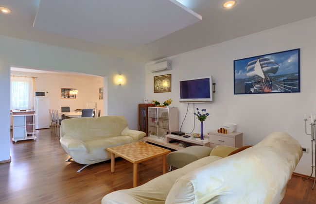 Apartamento de 4 quartos em Labin com piscina privada e jardim - Foto 21